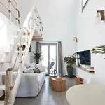 Pnoi Luxury Apartament Karterados (Santorini)