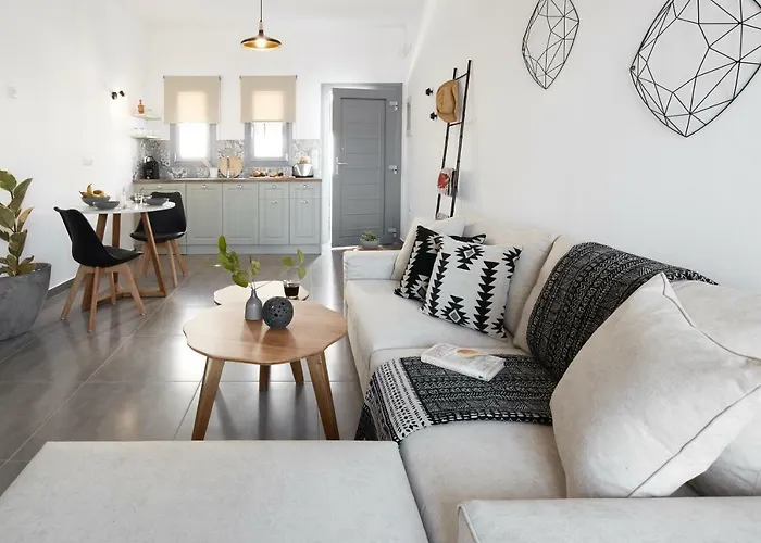 Daire Pnoi Luxury Karterados (Santorini)